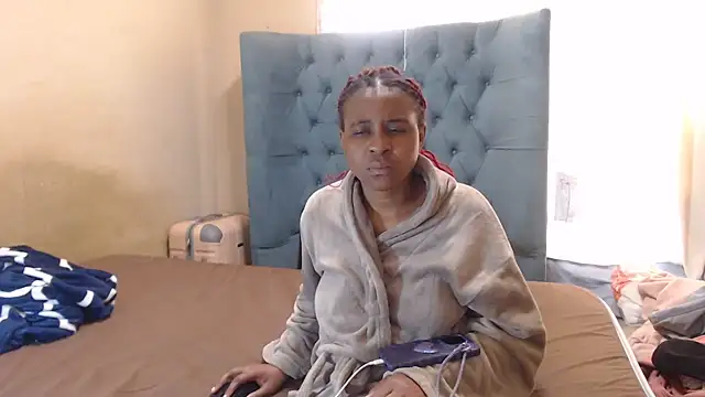 EbonyEssence webcam