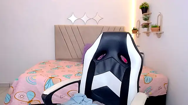 zara_cute webcam