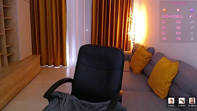 mia_bloomy webcam