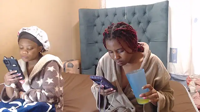 EbonyEssence webcam