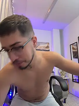 Tommas_Jhonson webcam
