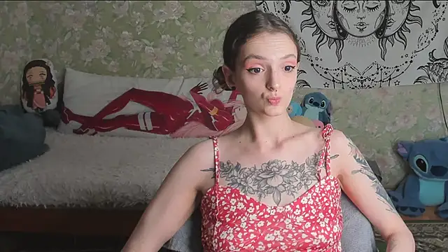 Cutie_Adelia webcam