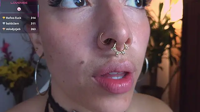 bri_von_dhara__