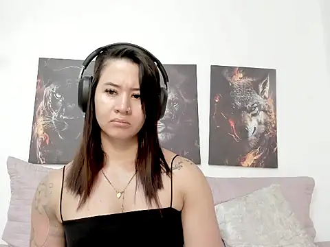 AngelMartinss live cam on StripChat