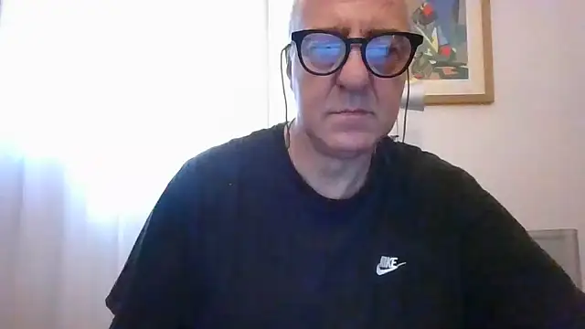 ANONIMO7735 webcam
