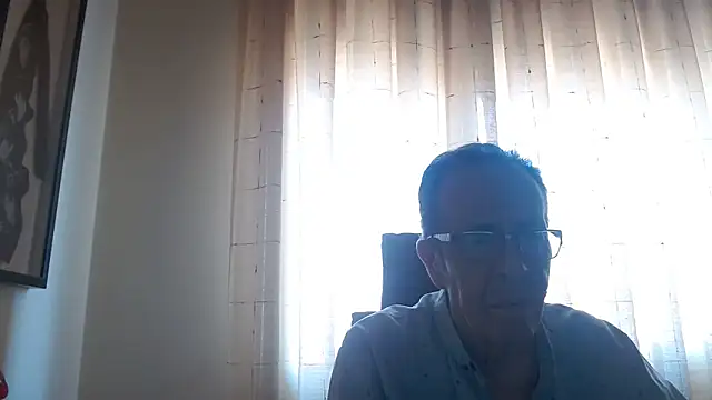 TonyComa webcam