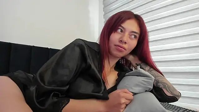 melanie_roux__ webcam