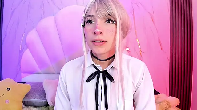 AliiceWonderland_ webcam