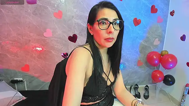 adellelennoxx webcam