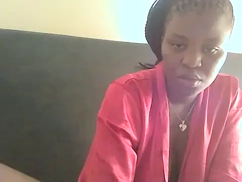 roziebeauty webcam