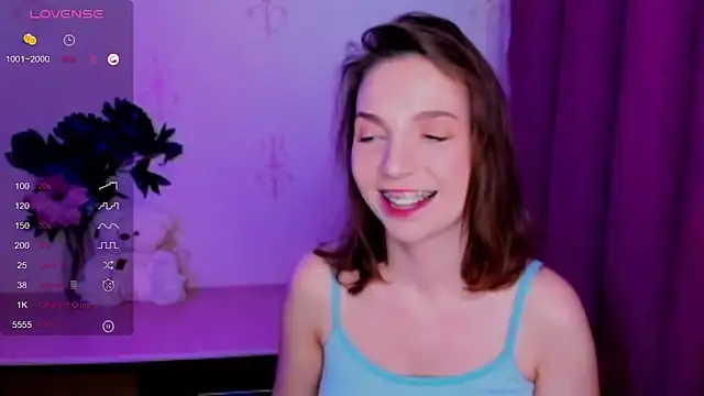 KindHazelHere_ webcam