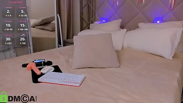 Anneta_Hart live cam on StripChat