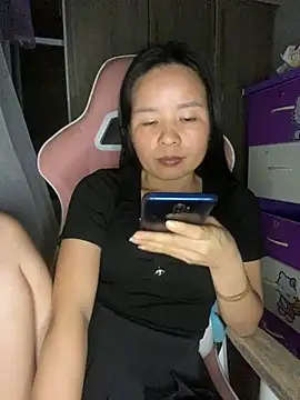 Ivy_Trix2 webcam