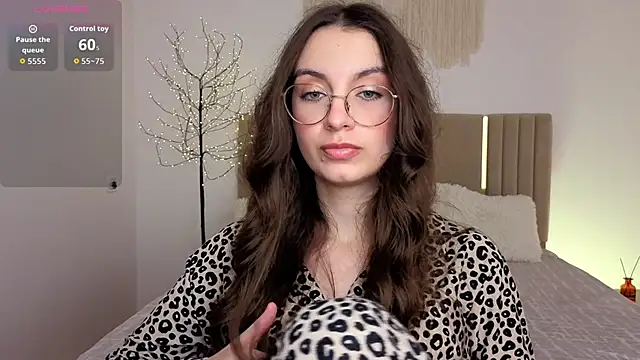 Real_cutie1 webcam