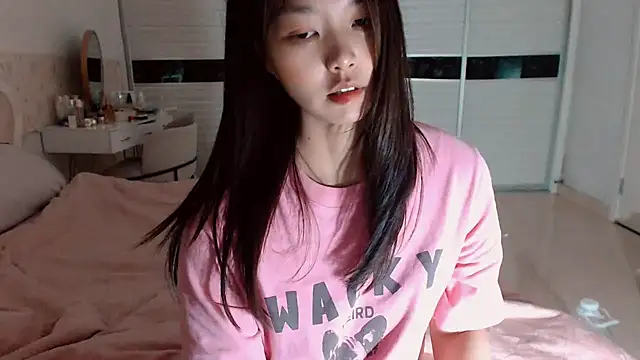 miu1_girl - Miu1_girl's free webcam - UK Sex Cams