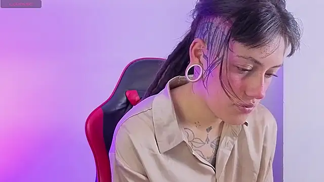 _sharlotte777 webcam