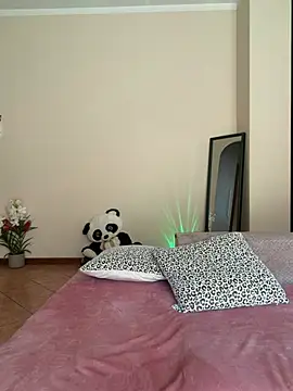 Eva_Pearl webcam