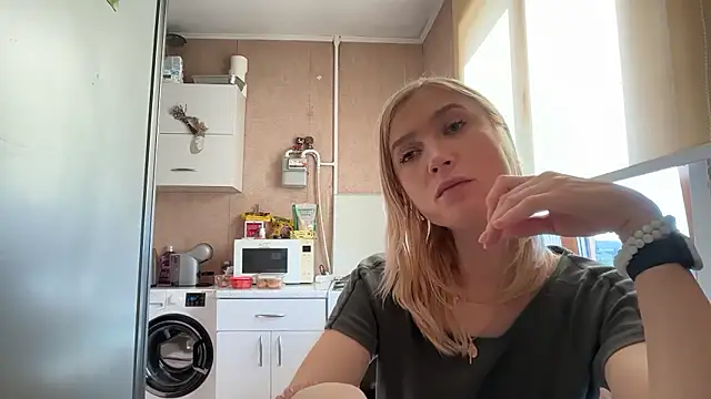AngelJeni webcam