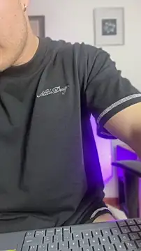 Alexander_Connor webcam