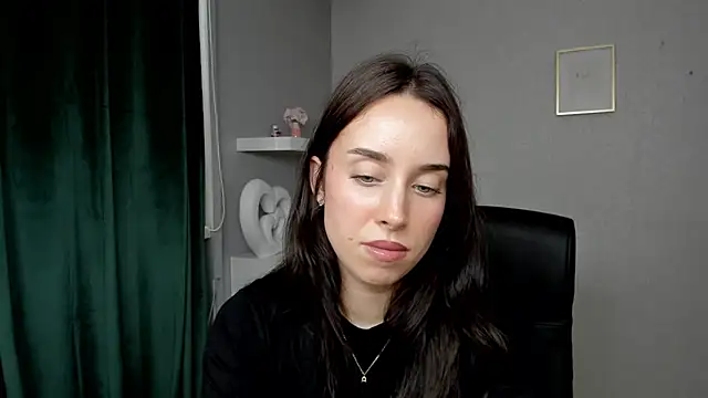 AdeleSolo webcam
