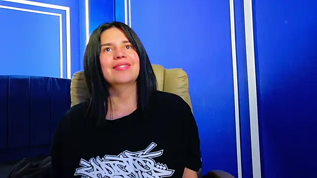 Cata_black webcam