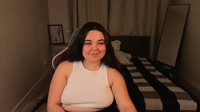 Ameli_Watts webcam