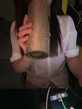 Emily_99 webcam