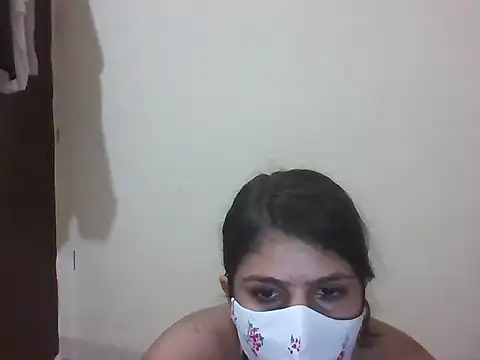 YourEbonyMuse webcam