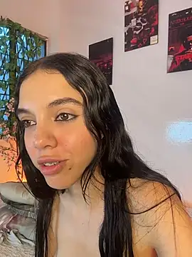 Jetf_Andrea_couple live cam on StripChat