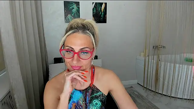 museofstage - MuseOfStage's free webcam - UK Sex Cams