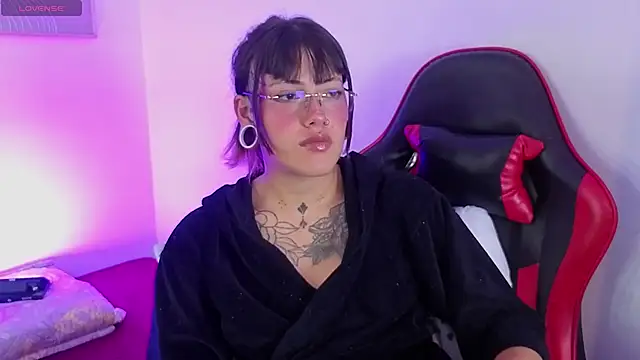 _sharlotte777 webcam