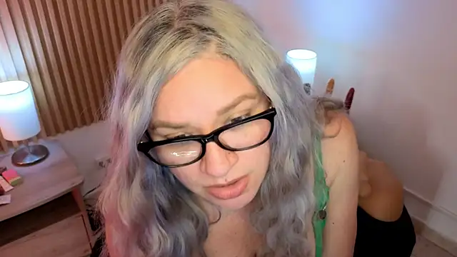 MarianL0ve webcam