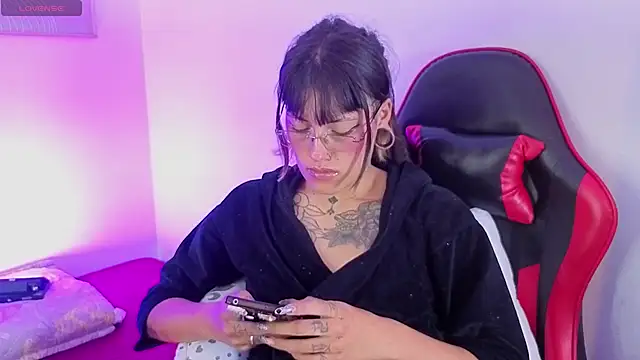 _sharlotte777 webcam