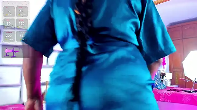 LovelyNickii webcam