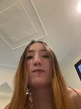 Valery_Salmons webcam