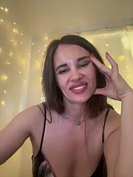 LucieMack webcam