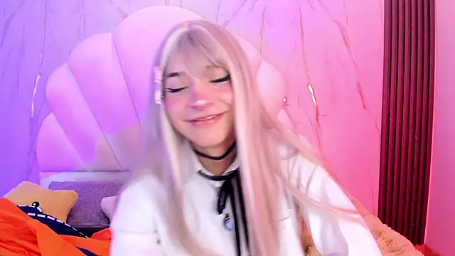 AliiceWonderland_ webcam