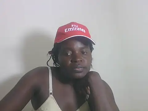 PrettyEve webcam