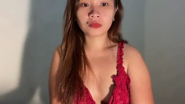 Slutty_Lauraxx webcam
