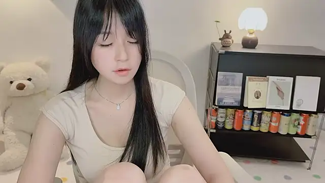 Onechestnut webcam
