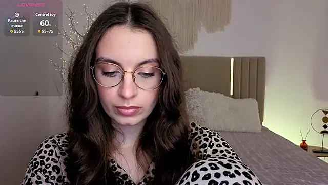 Real_cutie1 webcam