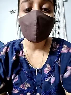 Tamil_shalini live cam on StripChat