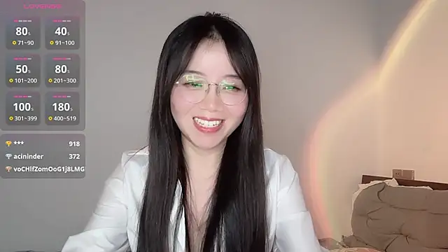 77-Vicky webcam
