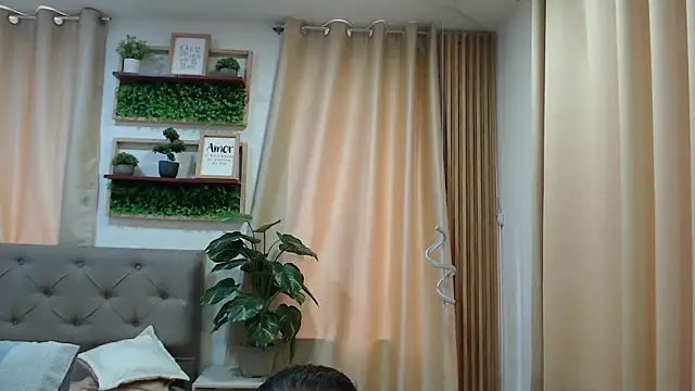 sasi_luna webcam