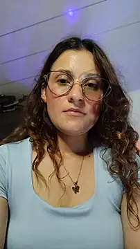 lindasyt live cam on StripChat