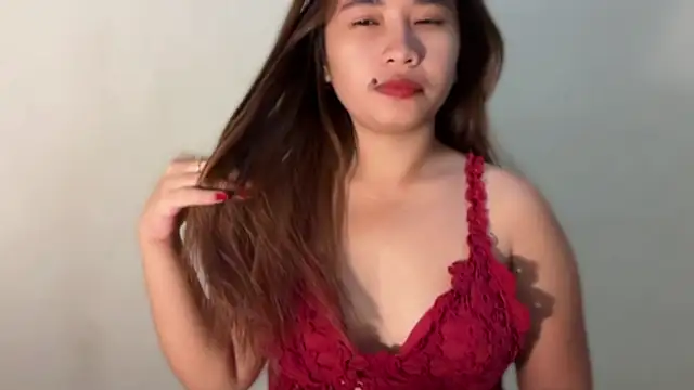 Slutty_Lauraxx webcam