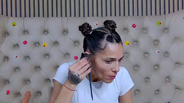 PlayfulShow webcam