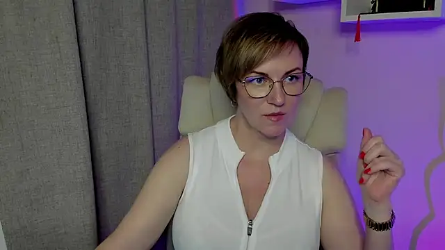feliziaDesire webcam