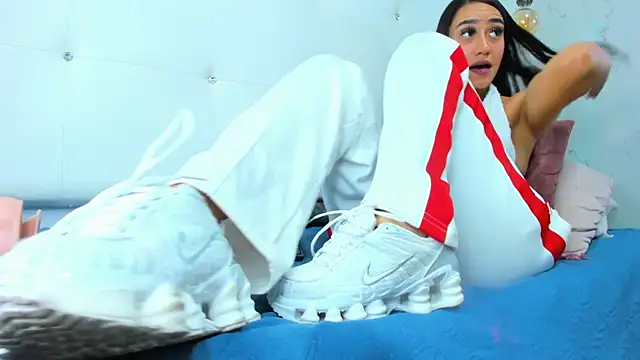 Little_Jenni webcam