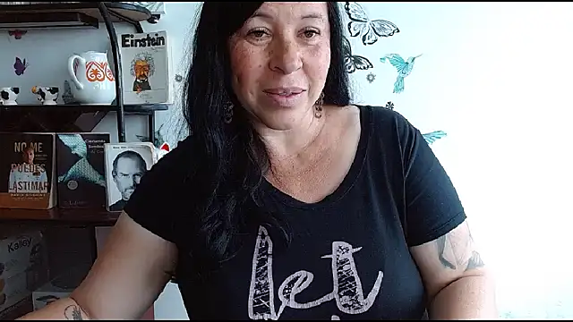 LauraMallioni webcam
